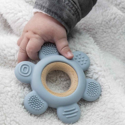 anneau de dentition petits doigts bébé