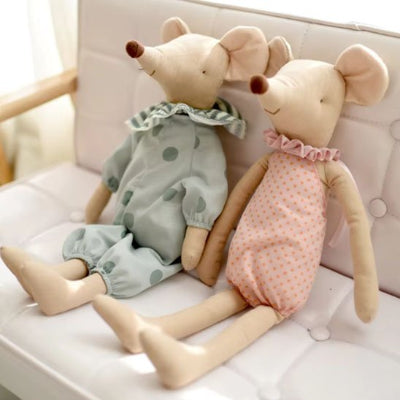 doudou souris rose verte assises