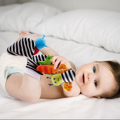 hochet bébé attirant