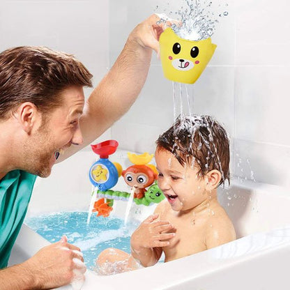 Jouet baignoire bebe avec papa content
