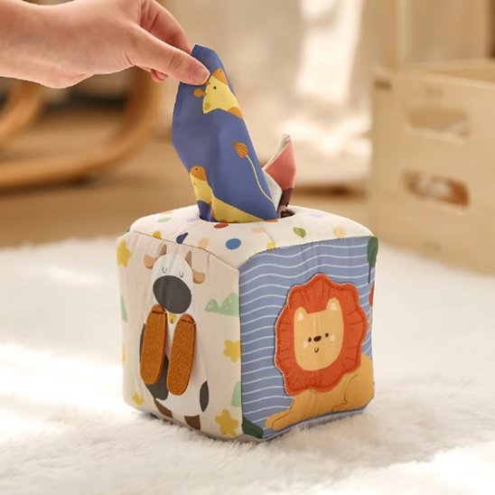 Jouet bebe boite avec de belle couleur