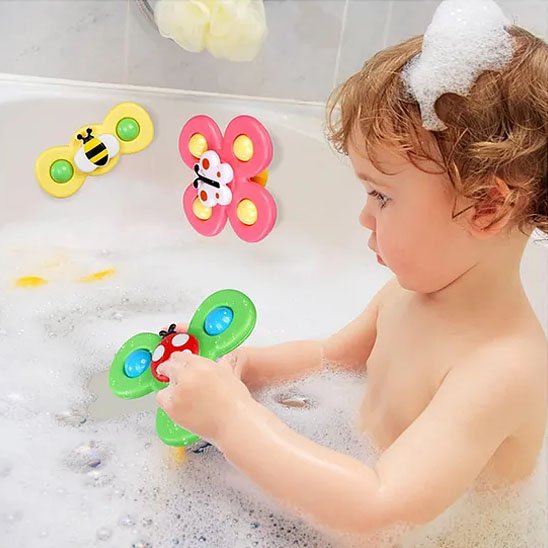 Jouet de bain  trois pièces belles couleurs