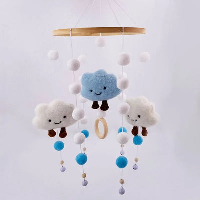 mobile bebe nuage bleu