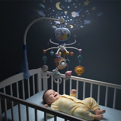 Mobile musical bébé en mode nocturne